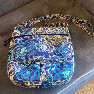 EUC Vera Bradley Crossbody